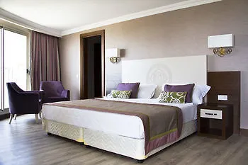 Ξενοδοχείο Holiday City