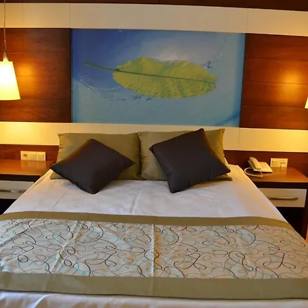 Szálloda (adults Only) 4*