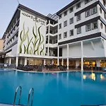 Holiday City Hotel Side